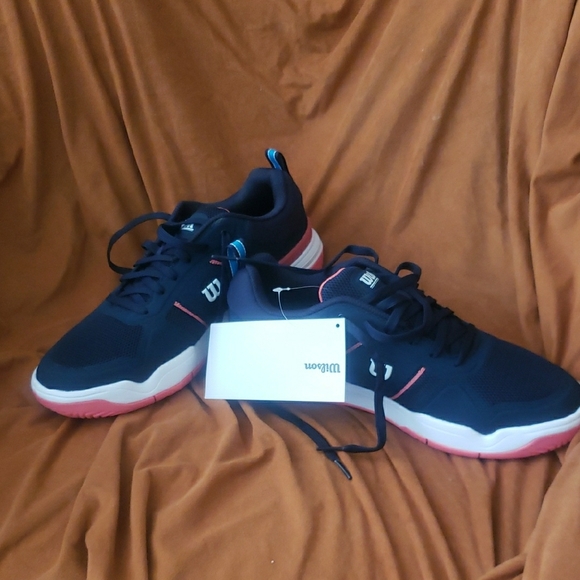 Wilson Navy and Coral Sports Shoes Sneakers Size 10 NWT - Picture 4 of 8